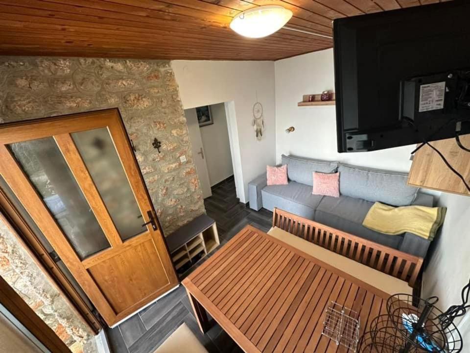 Apartments Stokic Донья-Клада Екстер'єр фото