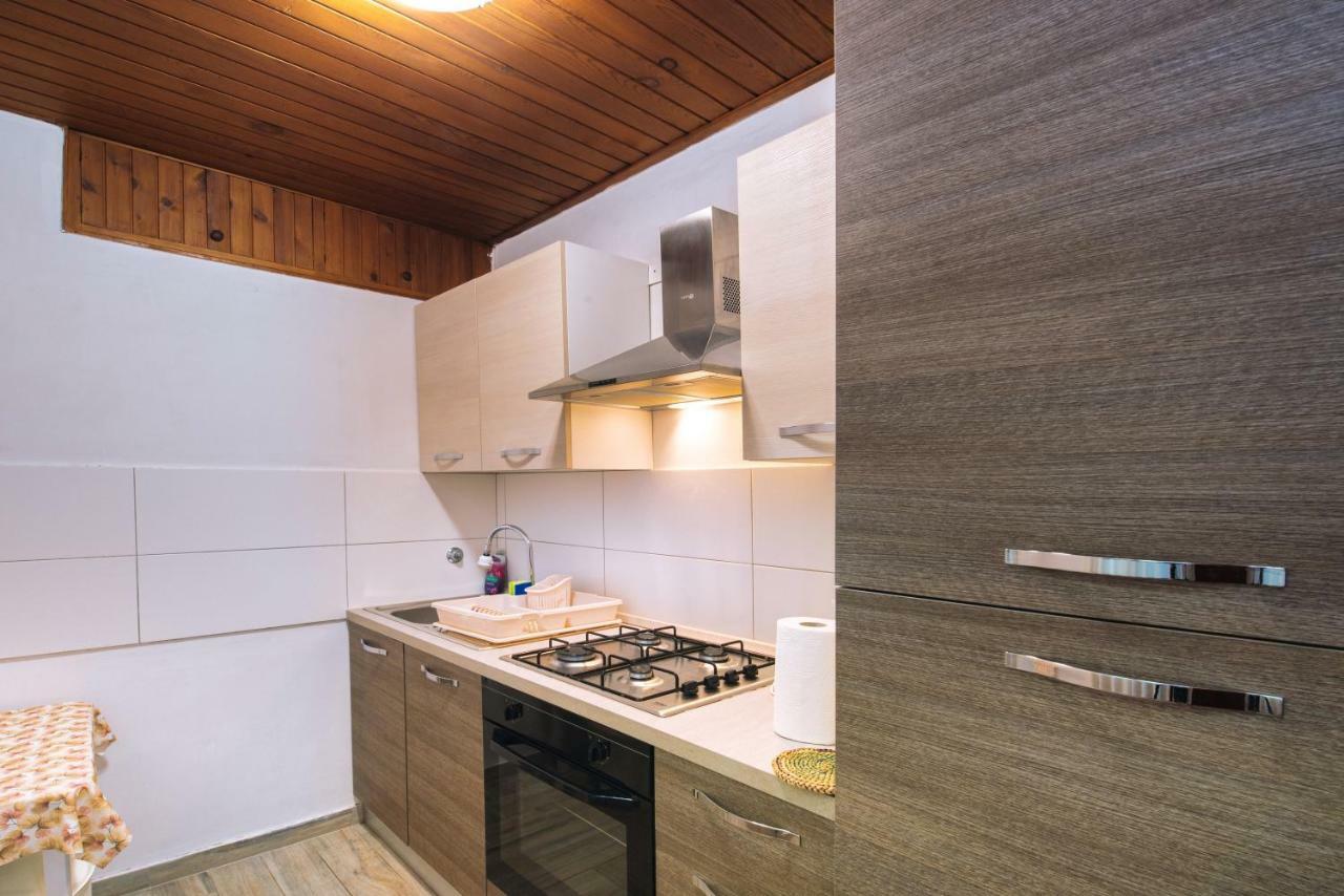 Apartments Stokic Донья-Клада Екстер'єр фото